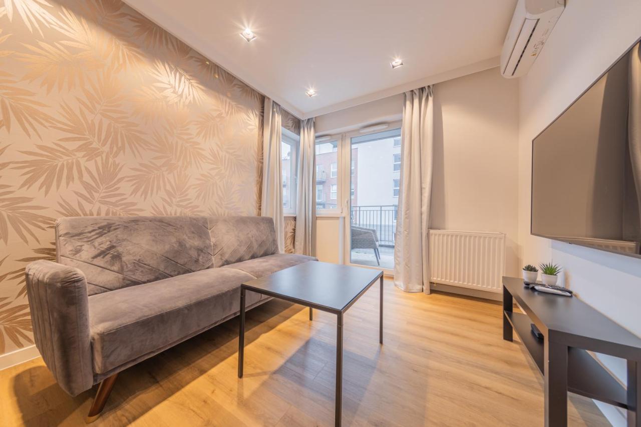 Baildona Inn Катовице Екстериор снимка